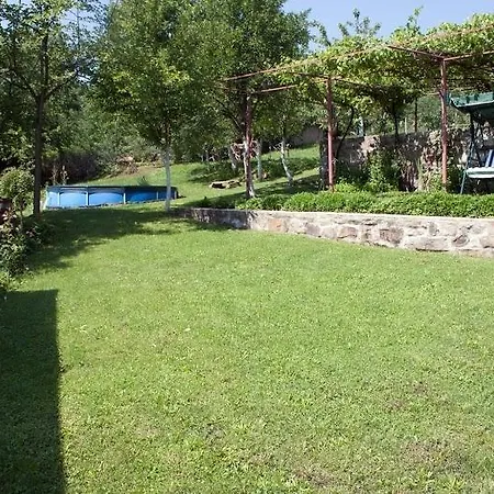 Enyo House Pensiune