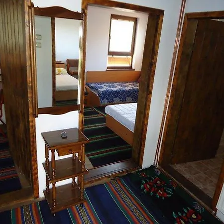 Enyo House Pensiune Slivovitsa